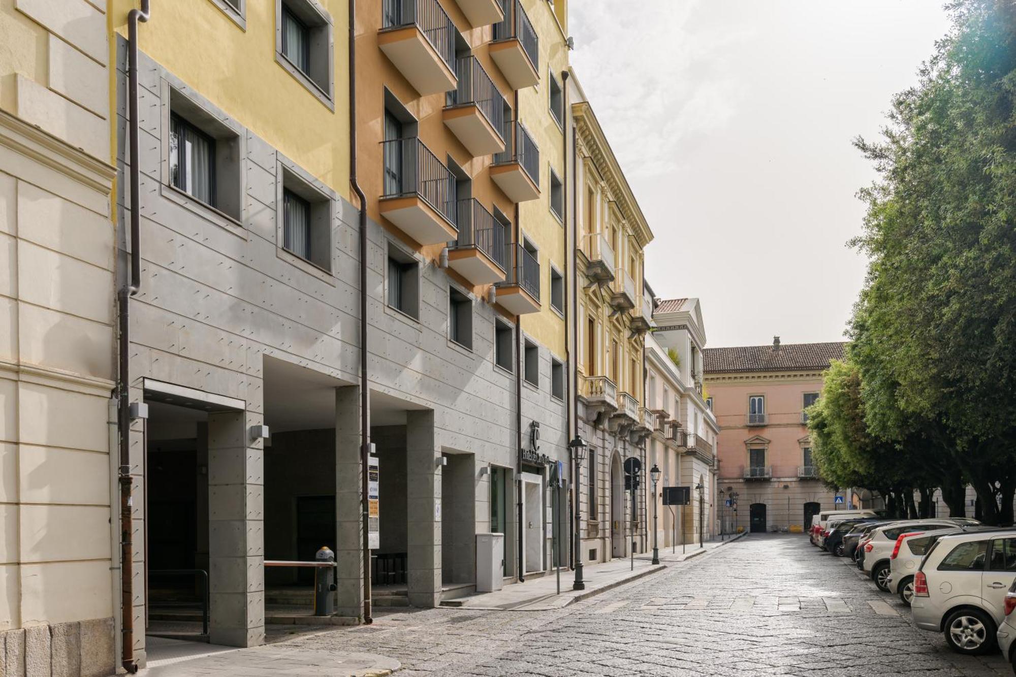 Hotel Dei Cavalieri Caserta - La Reggia Exteriör bild